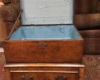 Burled walnut hinge top chest with single drawer