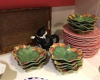 Bordallo Pinheiro leaf plates, Majolica from Portugal