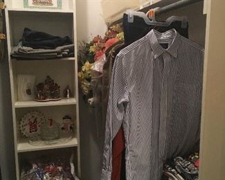 Men's sport clothing and duffell bags etc , clothing size M