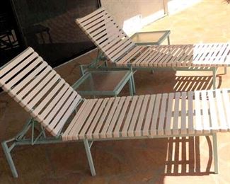 PFL087 Patio Pool Lounge Chair & End Table Set