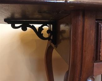 Vintage drop leaf table