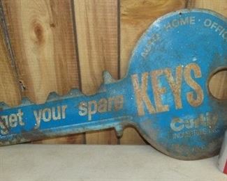 Metal Double Sided Keys Made Sign