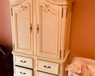 Chris Madden Bedroom Suite 