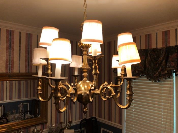 Rare, solid brass, 10 arm Colonial Williamsburg chandelier, Pristine Condition