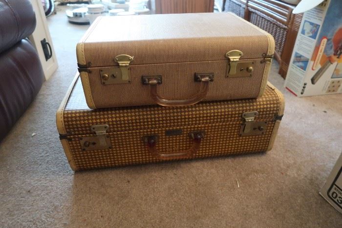 So Cute!!  1950's Koch's Aviation Luggage. 