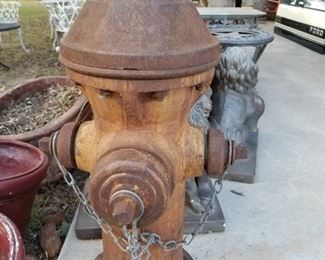 Fire hydrant 