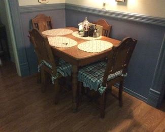 1930s  vintage table and chairs 
