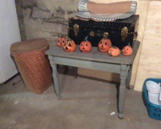 Great old table. The pumpkins are not old. 