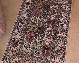 Oriental hand tied? area rug - just gorgeous