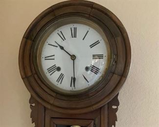 Vintage 'Regulator' clock