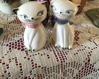 Holt Howard Boy Girl Cat Salt & Pepper shakers. 1958