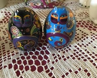 Laurel Burch small egg cats Flowering Feline 1996