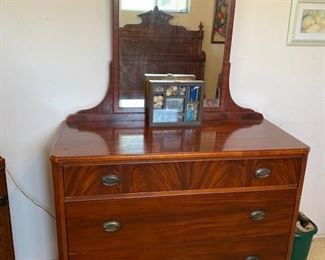 Dresser