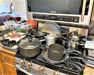 Kitchen Pots/Pans & More