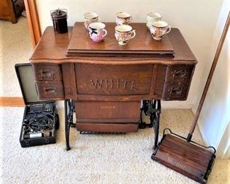 Antique White Sewing Machine w/Cabinet