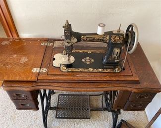 White Rotary Sewing Machine