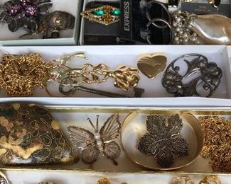 Lots of costume jewelry 