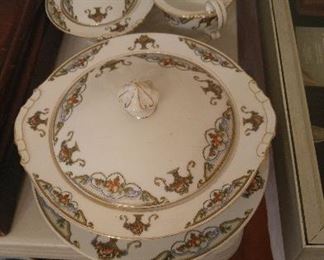 EPIAG CZECHOSLOVAKIA PATTERN 6605 CLASSY SERVING PIECES