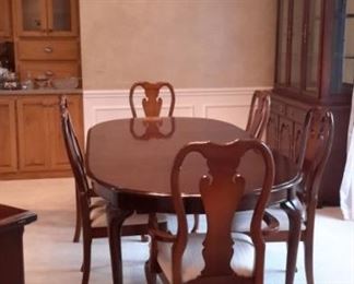 Thomasville dining room table, china cabinet and buffet.