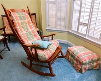 Solid Wood Rocking Chair