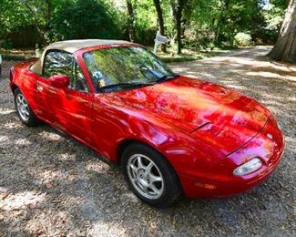 Classic Car!  1995 Mazda Miata Convertible