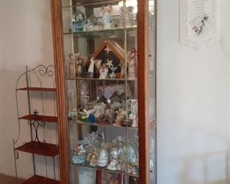 Large display cabinet and small display shelf