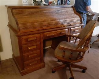 Roll-top desk, Oak desk chair