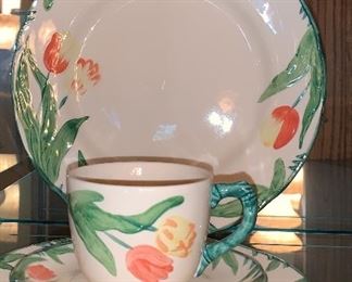 Franciscan Earthenware, England   Pattern: Tulip  (RARE) condition: excellent-never used