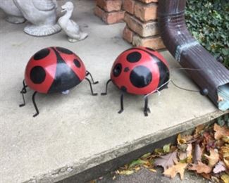 Lady bug 1/2 bowling ball yard ornament
