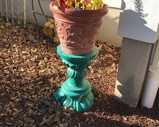 OUTDOOR PLANTERS