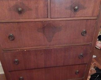 Antique chest of drawers.