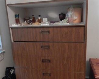 Mid Century chest of drawers.