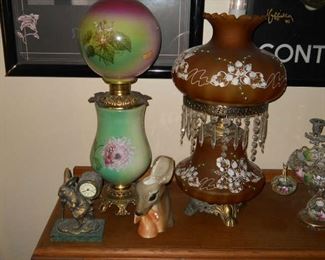 STEMWARE, GLASSWARE, POTTERY, CHINA AND SERVING DISHES/PLATES
* Extraordinary assorted decorative vintage accent lamps * 1930 Green Creciousware pitcher and glassware w/24 carat gold rims
* Rare Alacite glassware manufactured by Aladdin including wall sconces, wall lamps, dishes Note: Owner’s grandfather ‘Dutch’ worked as a glassblower at the factory 1920s
* Austrian Ruby Stemware, Alexandria, Indiana
* Johnson Brother Christmas County China
* English and Brown Tovey Mugs
* Signed Perfume Art Glass Bottles
* Ruby Depression Golf Ball Stemware
* 1940s chrome w/ruby glass champagne stemware
* Unique Serving plates and beautiful vintage silver-plated rectangular tray
*
*
* Grindley English China set
* Antique Chinese silverware box
* Chanel Glass (1980)
* Hand cut glass bowls (signed)
* Silver Repousse serving dish