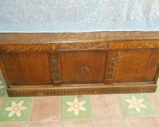 Trunk owned by the Marlboro gent Tiger oak.We did his appraisal.
