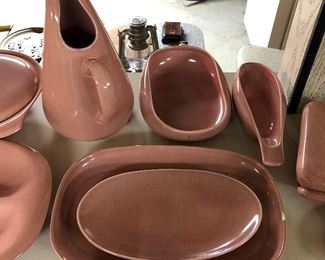 Large collection of Russell Wright (Steubenville) pottery, including many serving pieces.