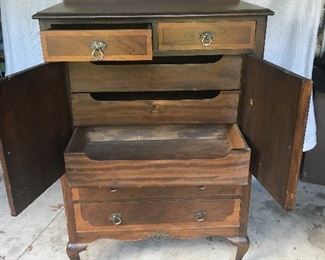 Antique chest of drawers.