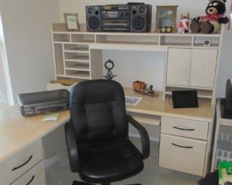 Desk, Office furniture 