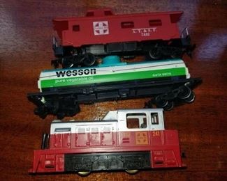 HO Trains and Engines 