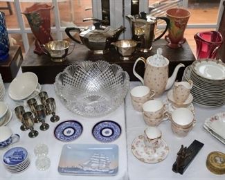 Louis Comfort Tiffany, Wedgwood, Royal Doulton, Roseville, and  English and Continental porcelain