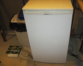 Small Refrigerator