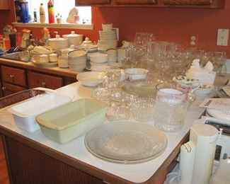 Glassware, Cooking, Serving items