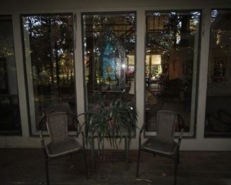 Outside furniture and plants