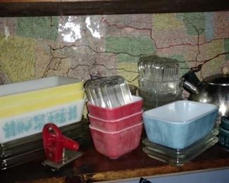 Vintage kitchen items