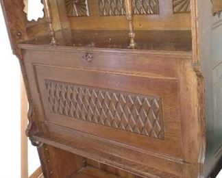 Beutiful antique chest