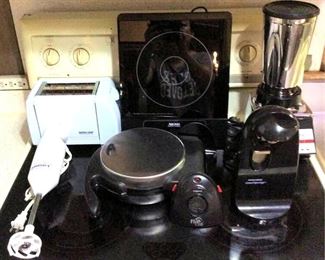 HMT049 Small Kitchen Appliances 