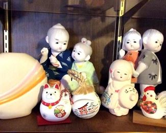 HMT086 Ceramic Figurines & More 