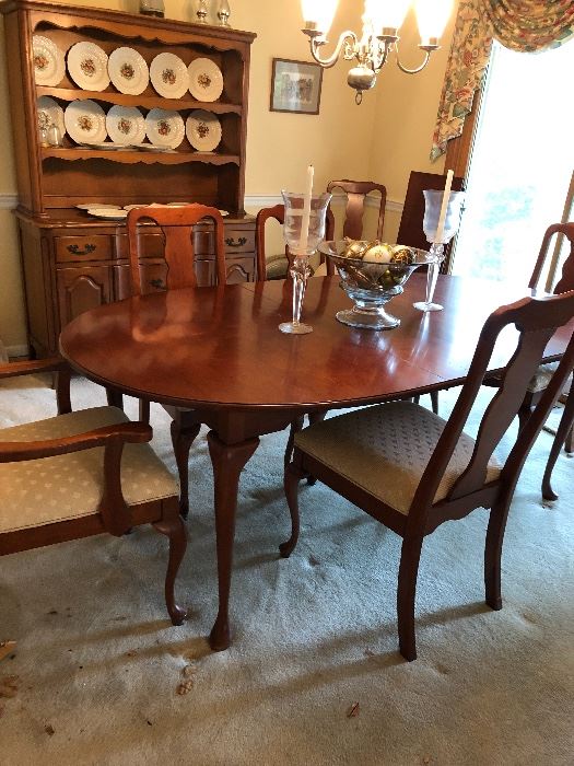 Harden cherry table w/6 chairs