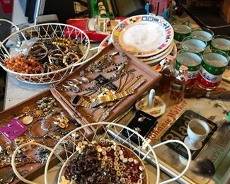 Lots of jewelry