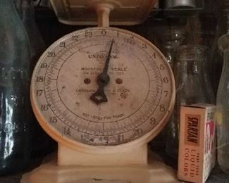 Food Scale totally vintage