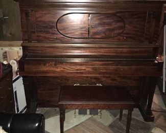 Player piano in excellent playing condition